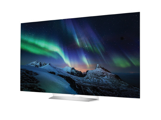 LG전자가 지난 6월 출시한 55인치 울트라 올레드 TV(모델명 OLED55B6K) 이미지. LG전자는 최근 이 제품의 가격을 380만원까지 낮춰 판매하고 있다.   LG전자 제공